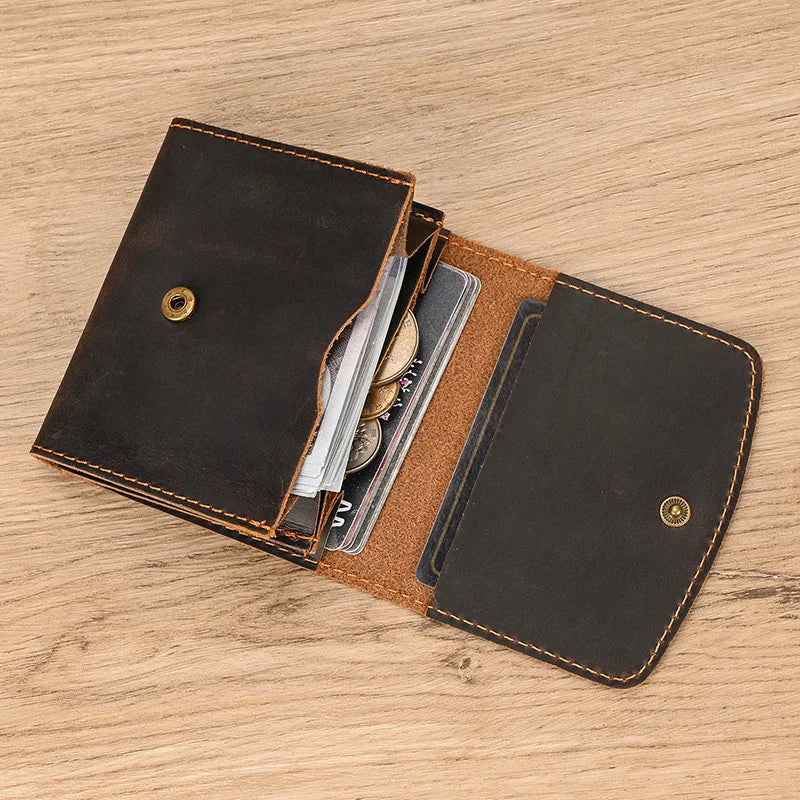 Luca | Portafoglio da viaggio vintage in pelle di mucca bifold con bottone a pressione