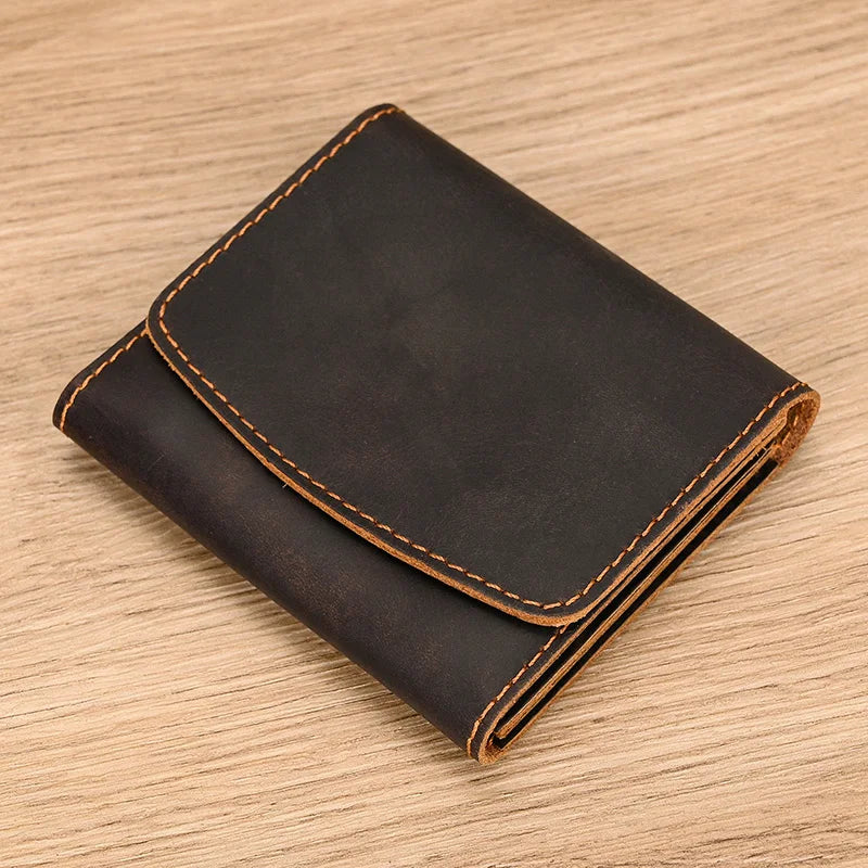 Luca | Portafoglio da viaggio vintage in pelle di mucca bifold con bottone a pressione