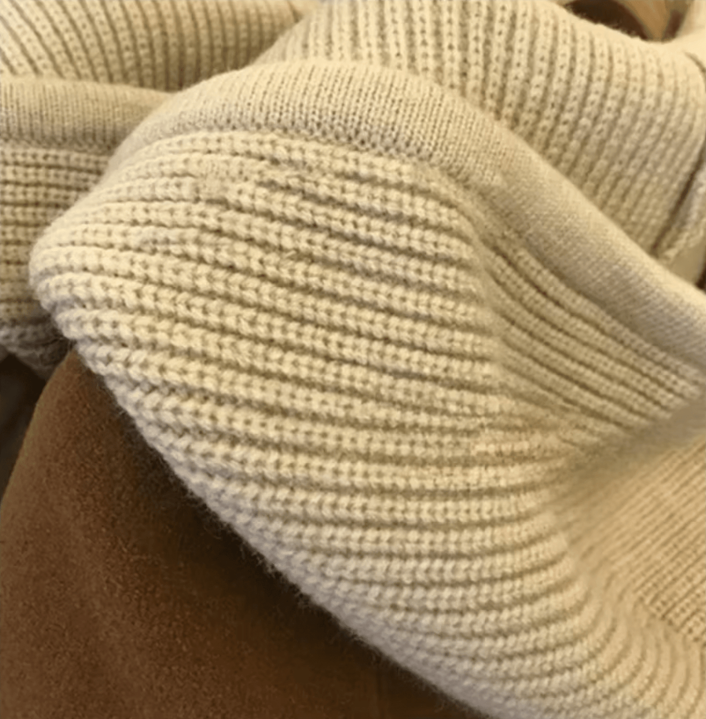 Felpa con Cappuccio Chloe - Calda - Confortevole - Stilos