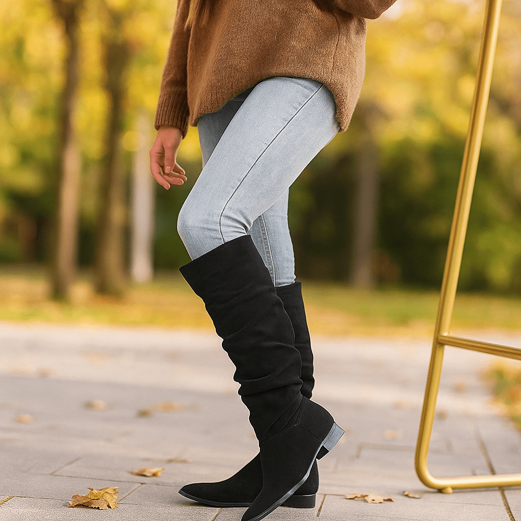 Stivali Donna Camoscio - Punta Affilata - Cerniera - Suola Piatta