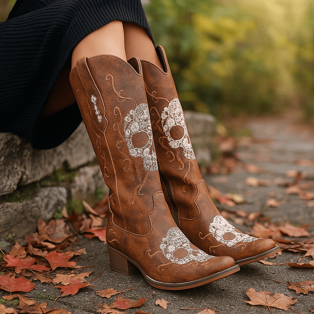Stivaletti Cowboy Femminili - Teschio Ricamato - Tacco Alto - Punta Affilata